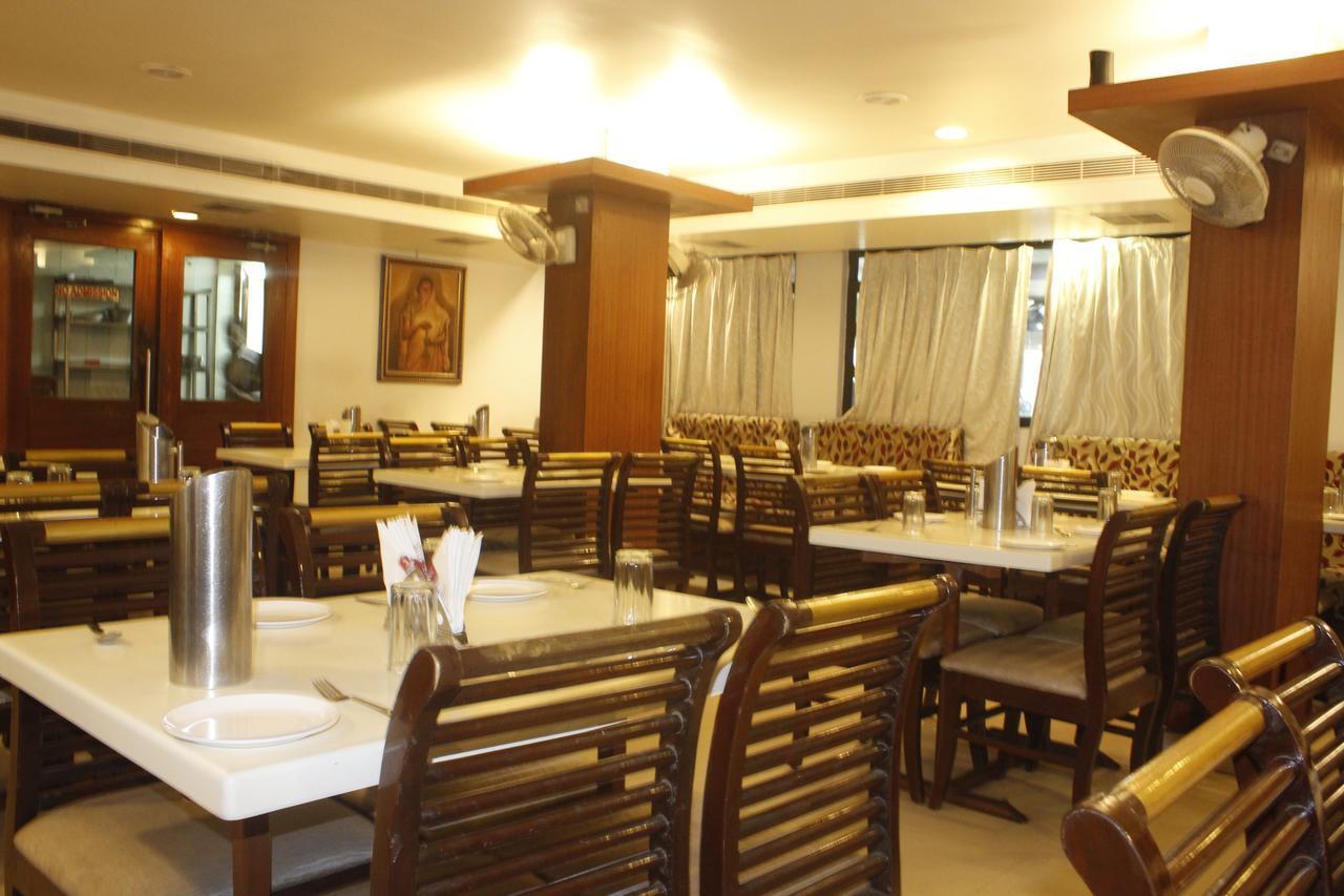 فيساخاباتنام Hotel Chandra'S المظهر الخارجي الصورة